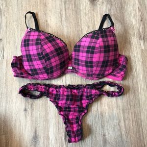 Lei 36C Bra and Thong M Set